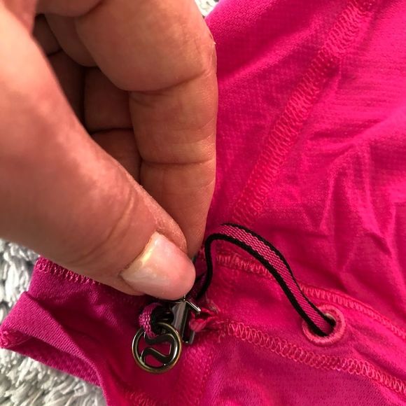 Lululemon tank top - Picture 4 of 6